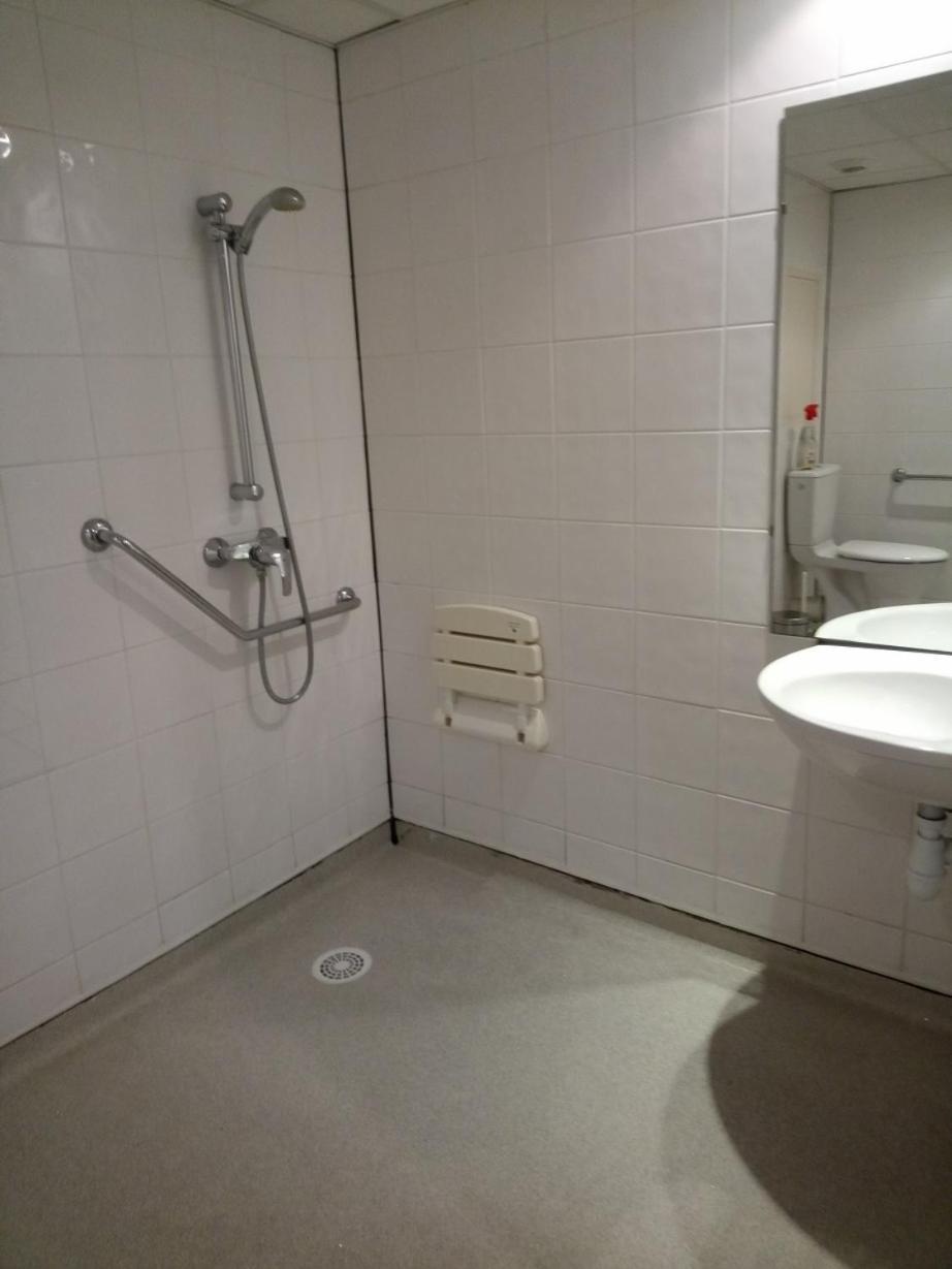 Agreable Familial A Lourdes, Proche Gare