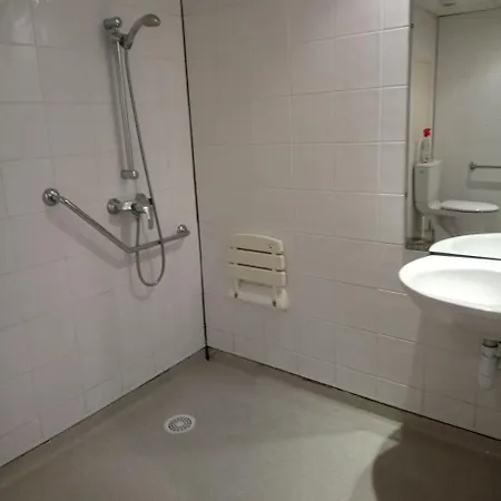 Agreable Studio Familial A Lourdes, Proche Gare Extérieur photo