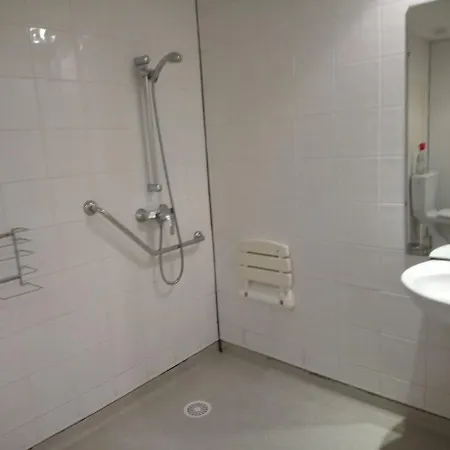 Agreable Studio Familial A Lourdes, Proche Gare Extérieur photo