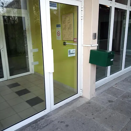 Agreable Studio Familial A Lourdes, Proche Gare Extérieur photo